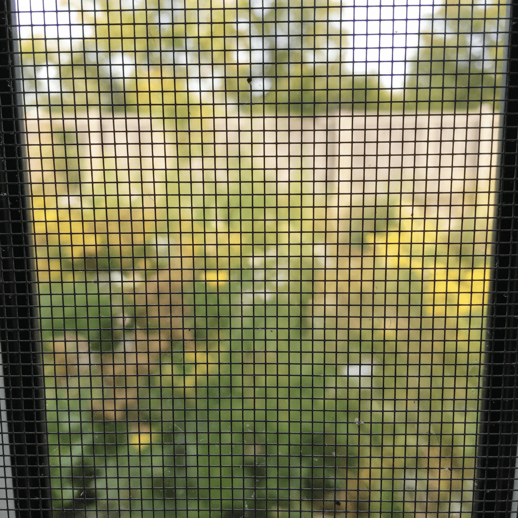 Insektenschutzgitter am Fenster